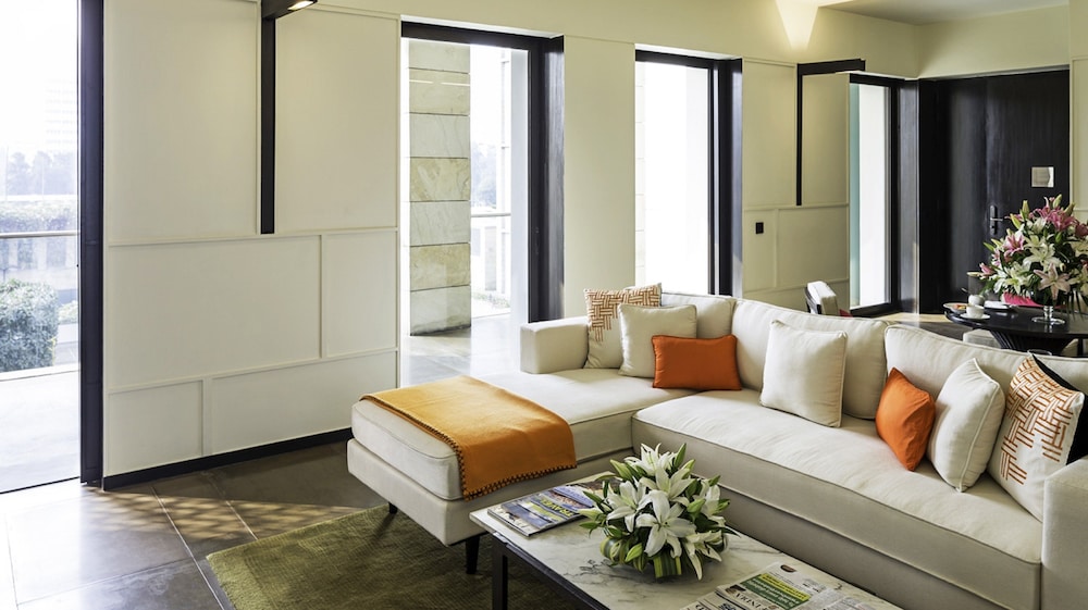 Suite, 1 Bedroom, Balcony (Garden Terrace) - Photo 3