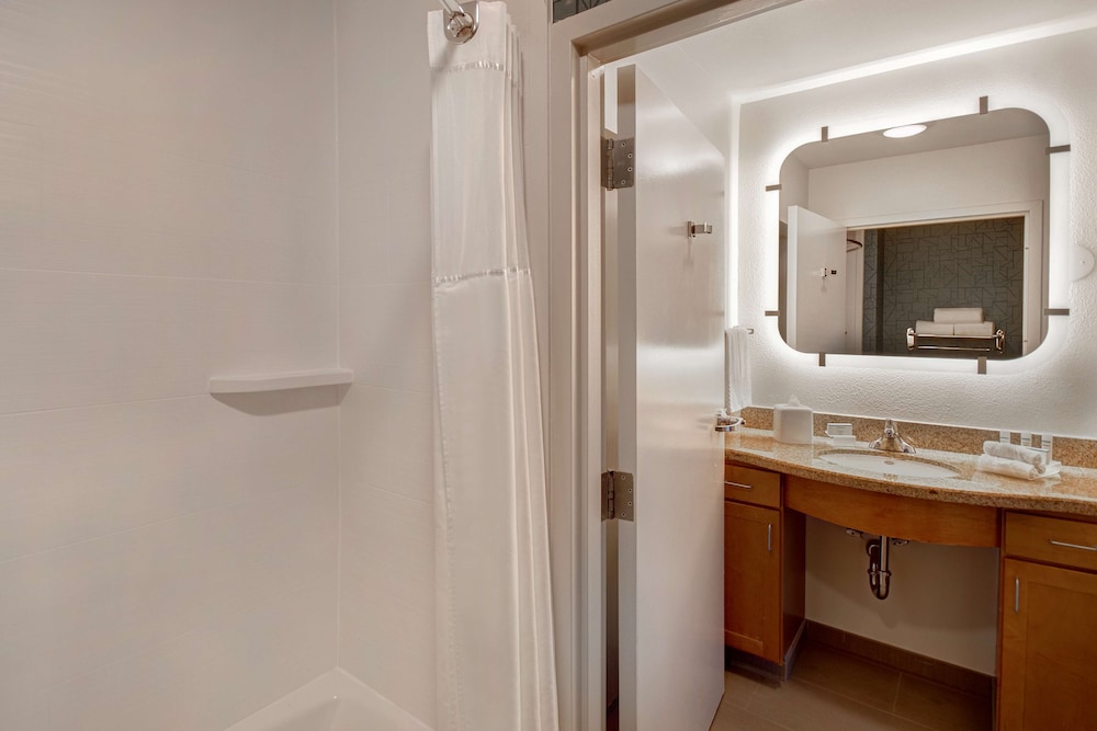 King Suite, Bay View - Photo 4