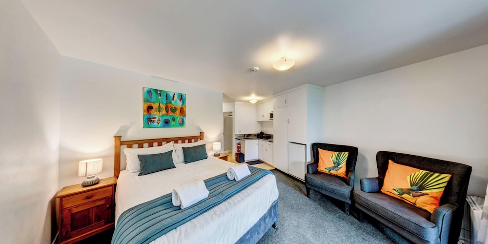 Fantail Room photo 1