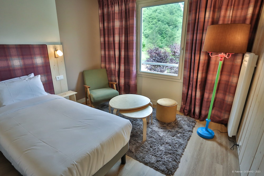 Twin room (2 beds) - Photo 9