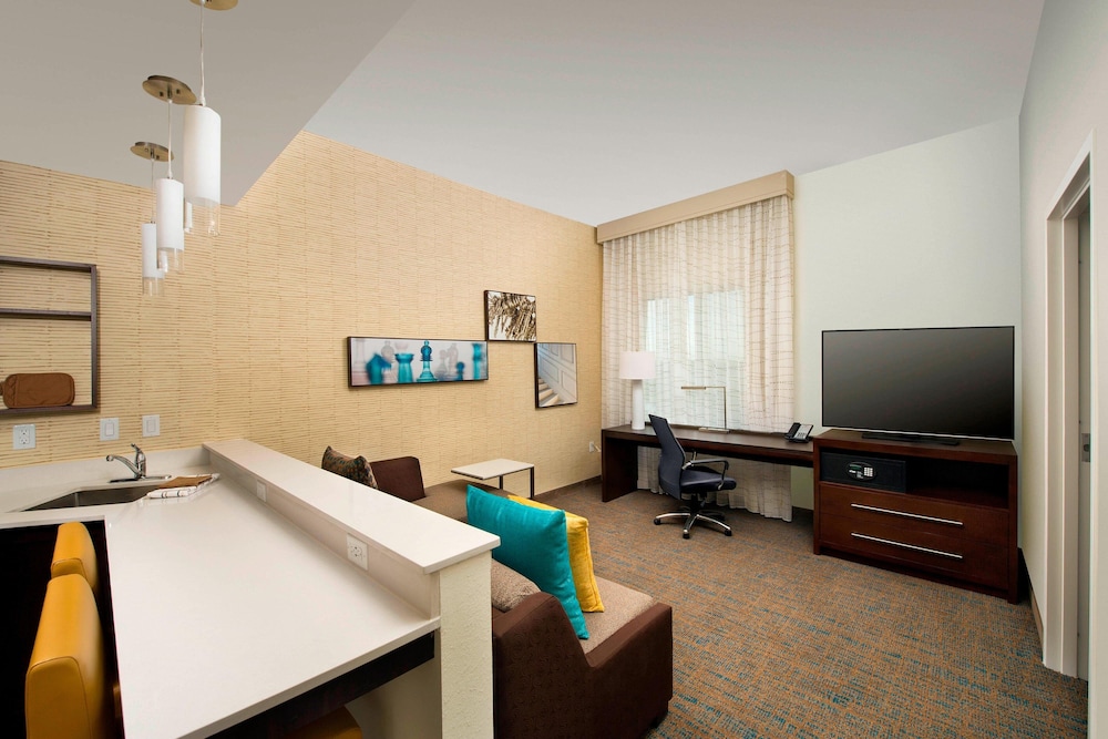 Studio, Multiple Beds (Hearing Accessible)