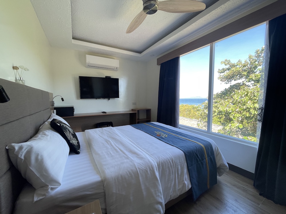 Deluxe Room - Photo 1