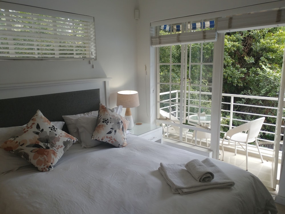 Executive Apartment, 1 Bedroom, Garden View (Baobab Suite) photo 3
