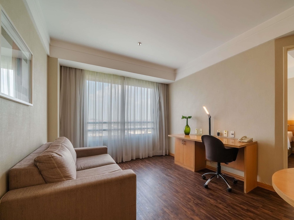 Standard Room, Multiple Beds - Photo 2