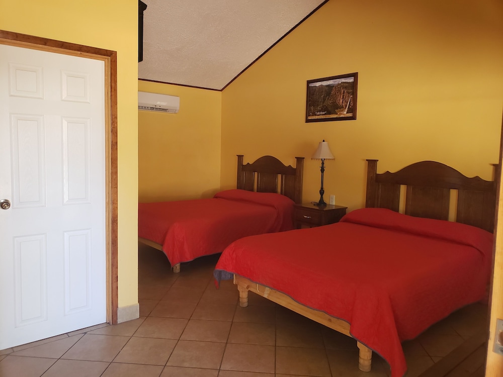 Classic Room, 2 Double Beds, Non Smoking photo 2