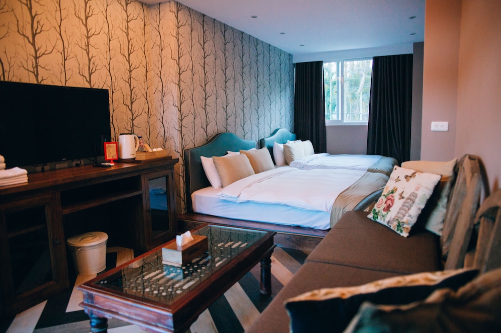Family Suite, Multiple Beds, Balcony photo 1