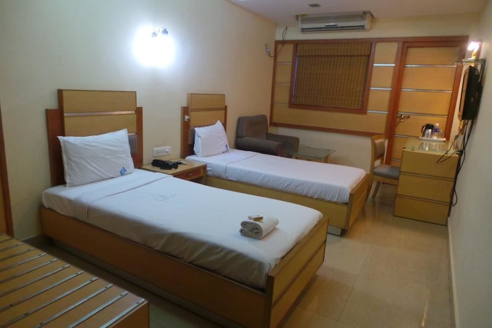 City Double or Twin Room, 2 Bedrooms, Accessible, Non Smoking photo 1