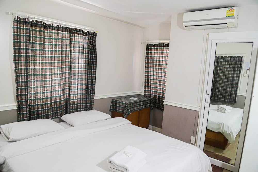 Standard Double Room, Non Smoking photo 3