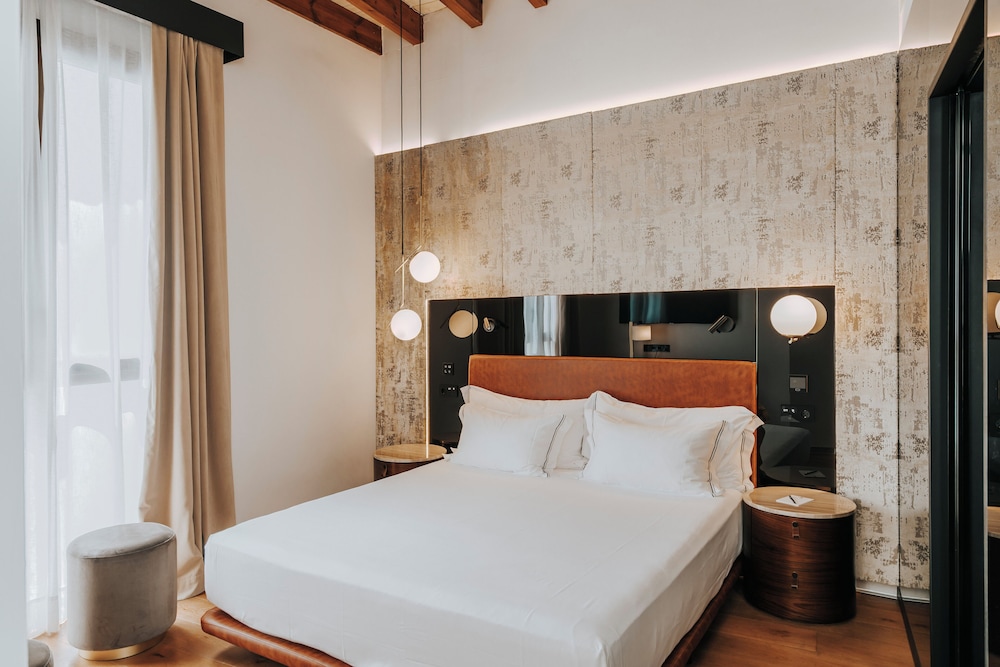 Suite (4 people) - Photo 3