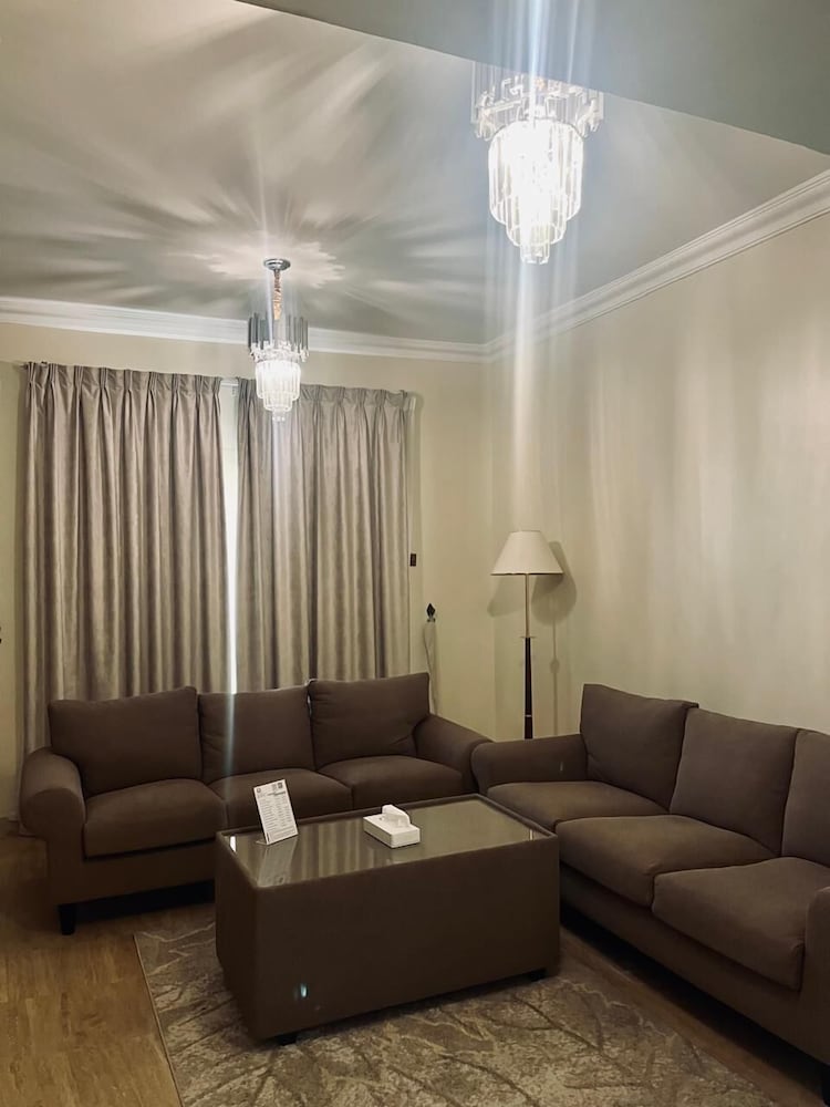 Deluxe Apartment photo 3