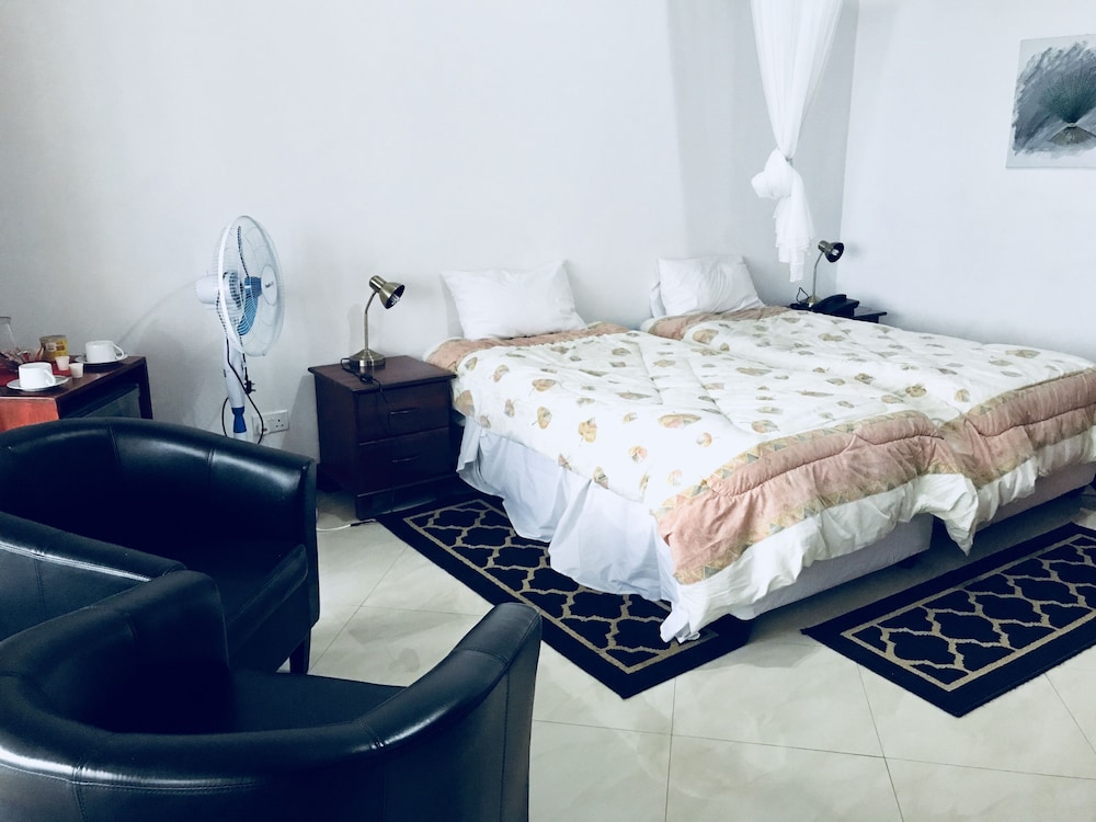 Basic Twin Room