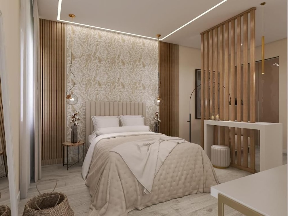 Luxury Suite, City View