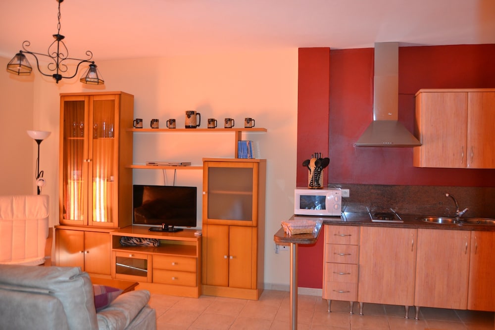Family Apartment, 2 Bedrooms, Mountain View photo 2