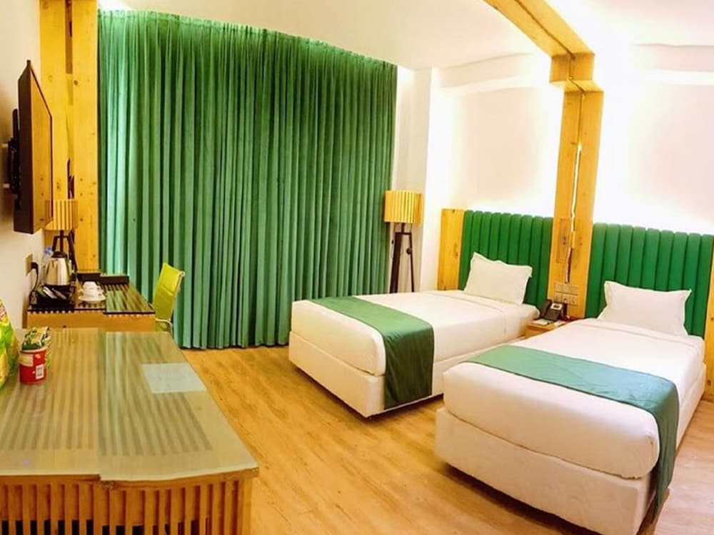 Basic Twin Room