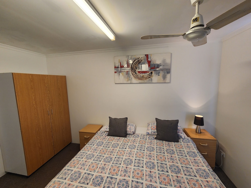 Two Bedroom Apartment Queen and Twin - Photo 6