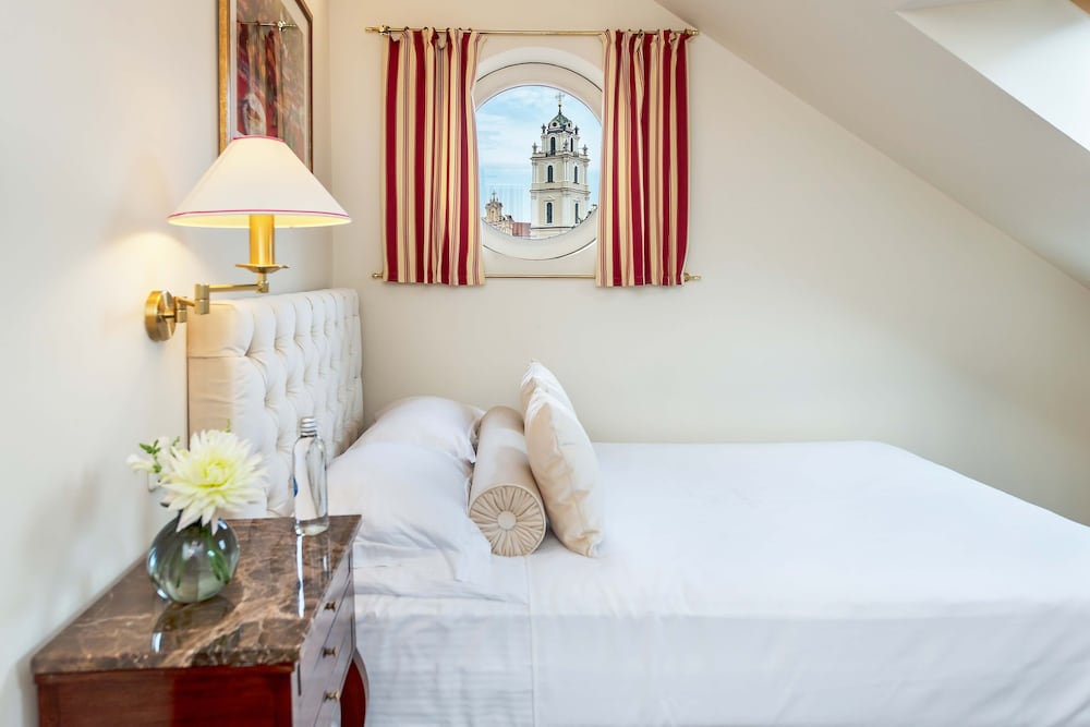 Classic Single Room
