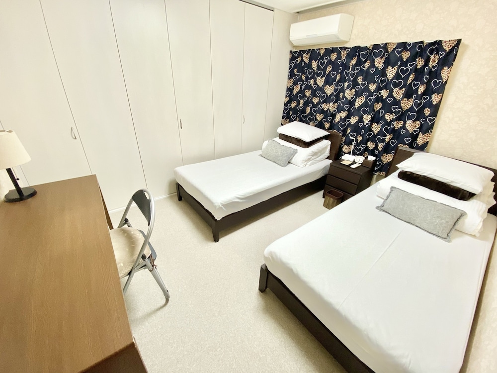 Family Room, 2 Bedrooms, Balcony (2LDK) photo 3
