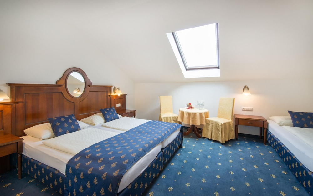 Basic Triple Room - Photo 1