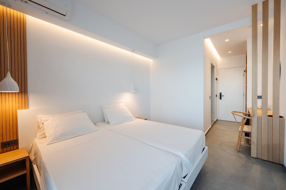 Superior Deluxe Double or Twin Room with Balcony and Pontikonisi island view