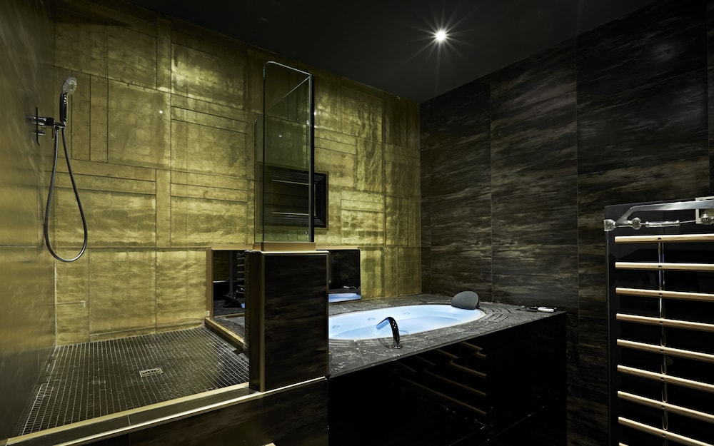 Junior Suite - Photo 15