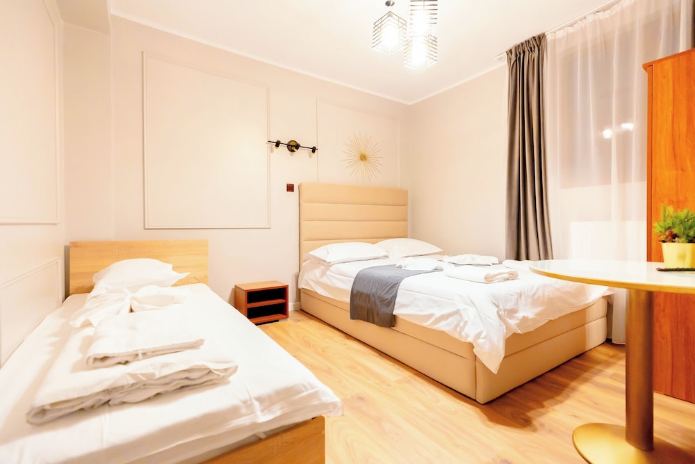 Comfort Triple Room