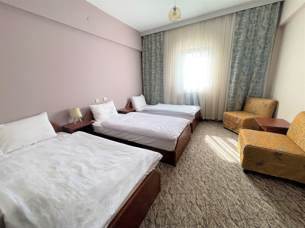 Standard Triple Room photo 1