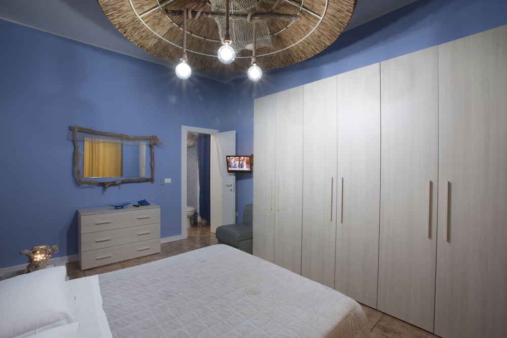 Deluxe Triple Room photo 2