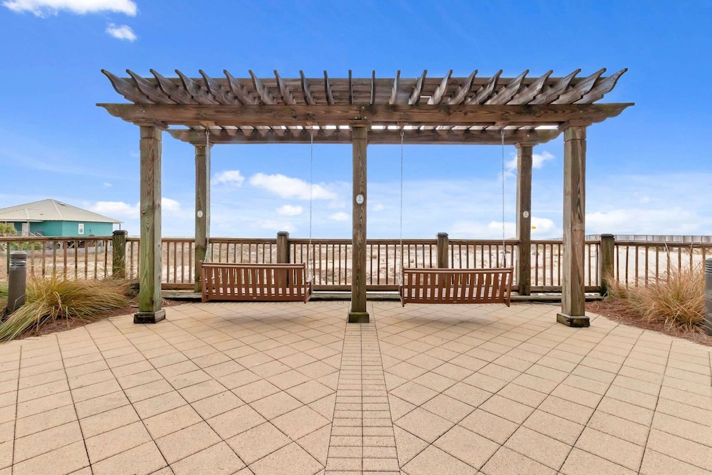 Spacious 3BR Resort Condo Steps From Gulf Beach, Foto 8