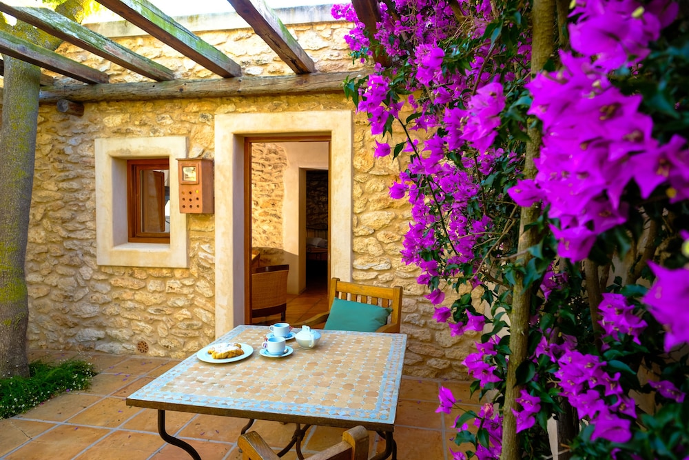 Junior Room, Terrace, Garden View (Family)
