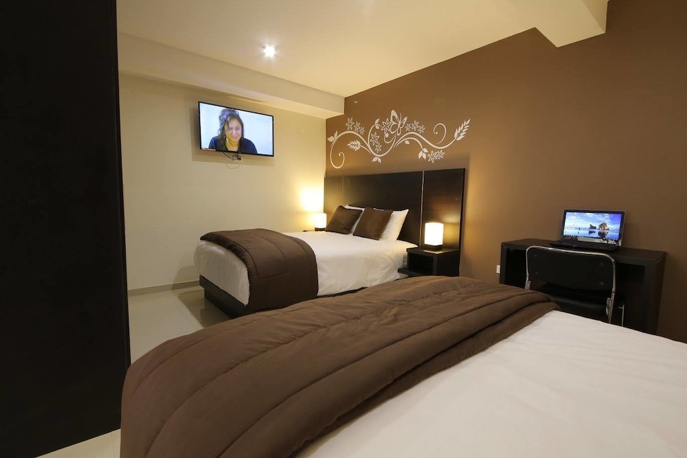 Double Room, 2 Double Beds photo 2