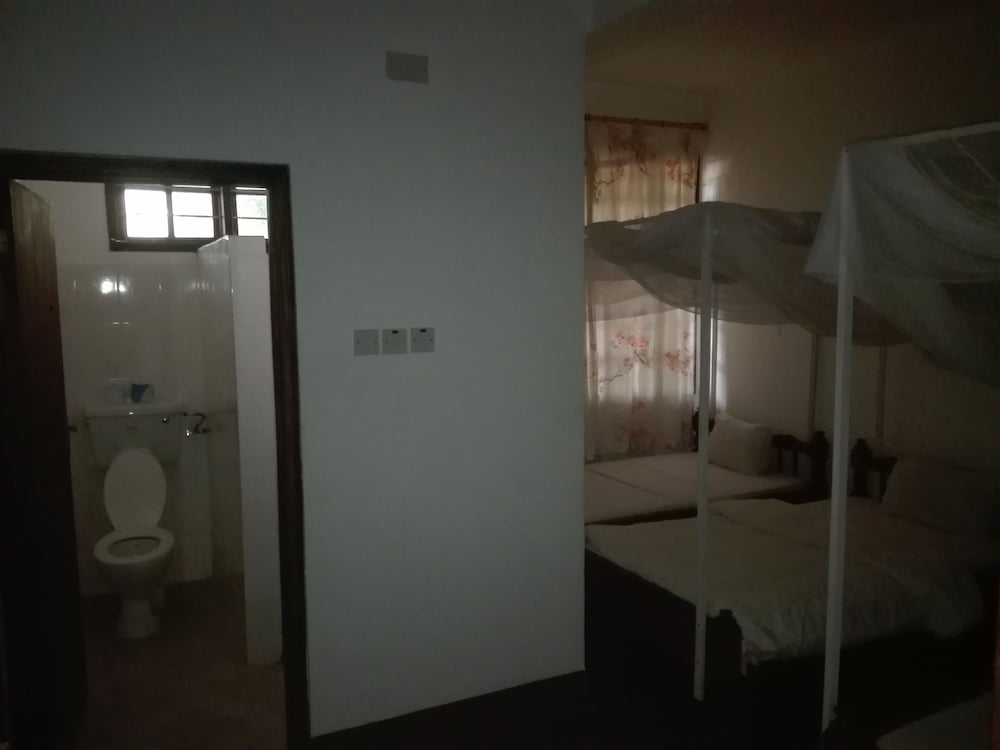 Standard Twin Room, 2 Twin Beds, Balcony, Mountain View photo 3