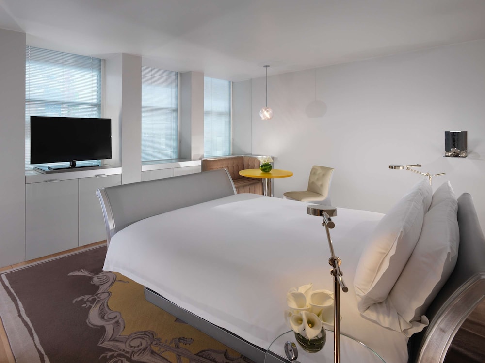 Superior Room, 1 Queen Bed, Accessible