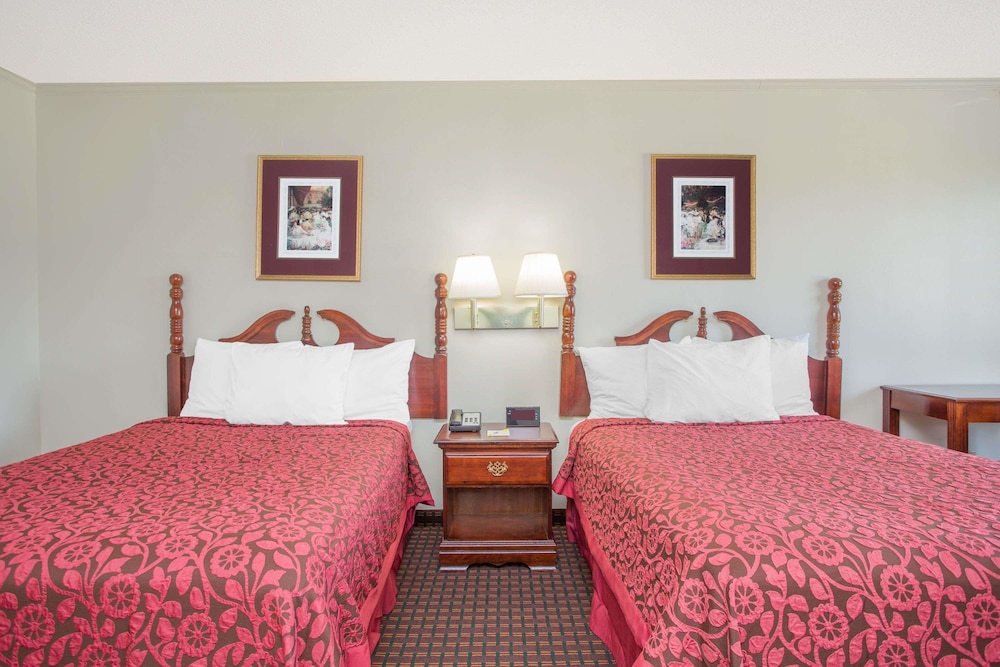 Double Room, 2 Double Beds - Photo 2