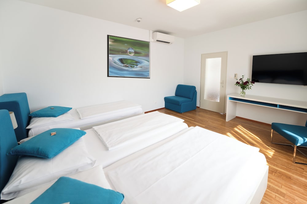 Family Triple Room, Resort View