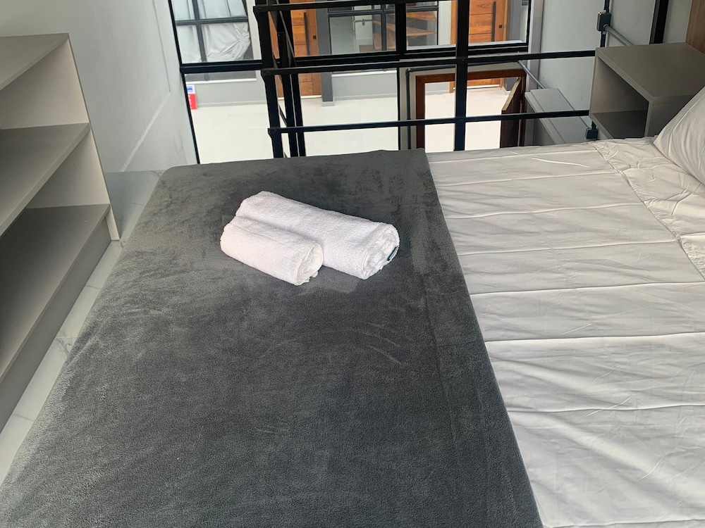 Basic Apartment photo 2