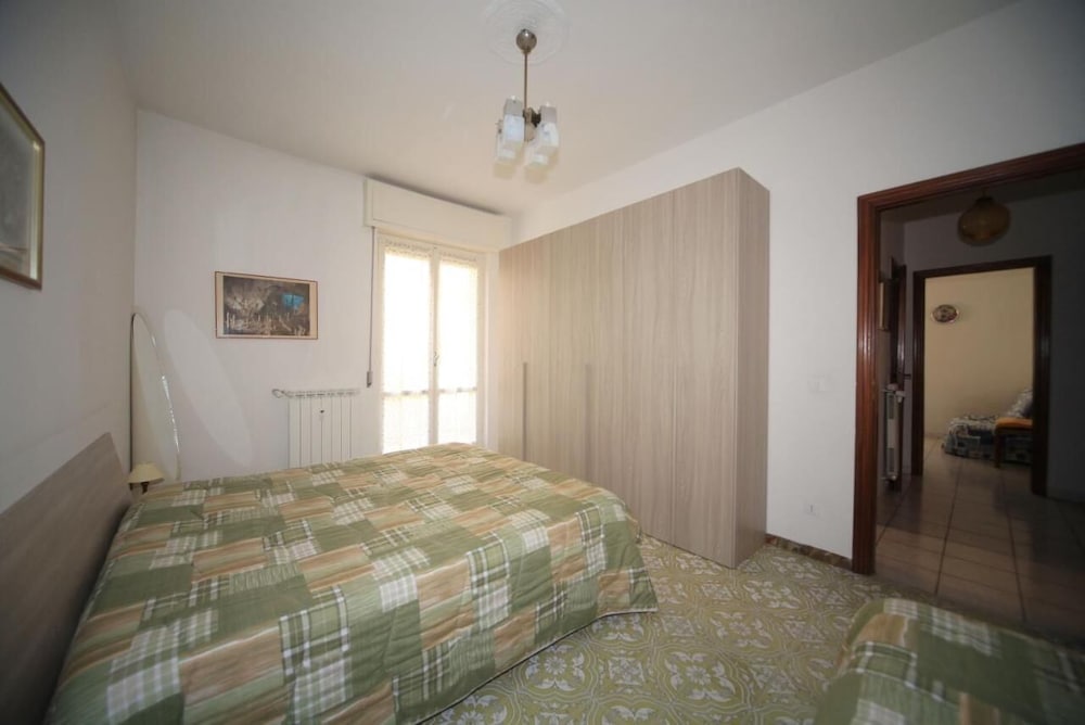 Basic Apartment (2 Bedrooms) photo 3
