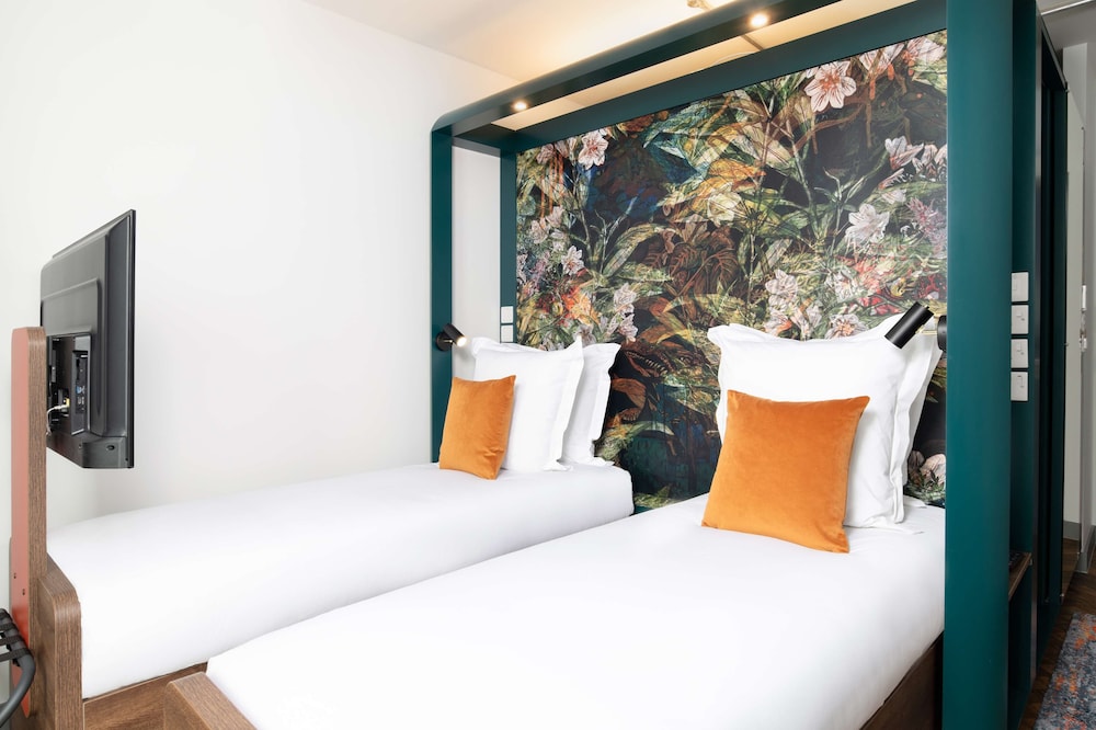 Twin Room - Photo 1
