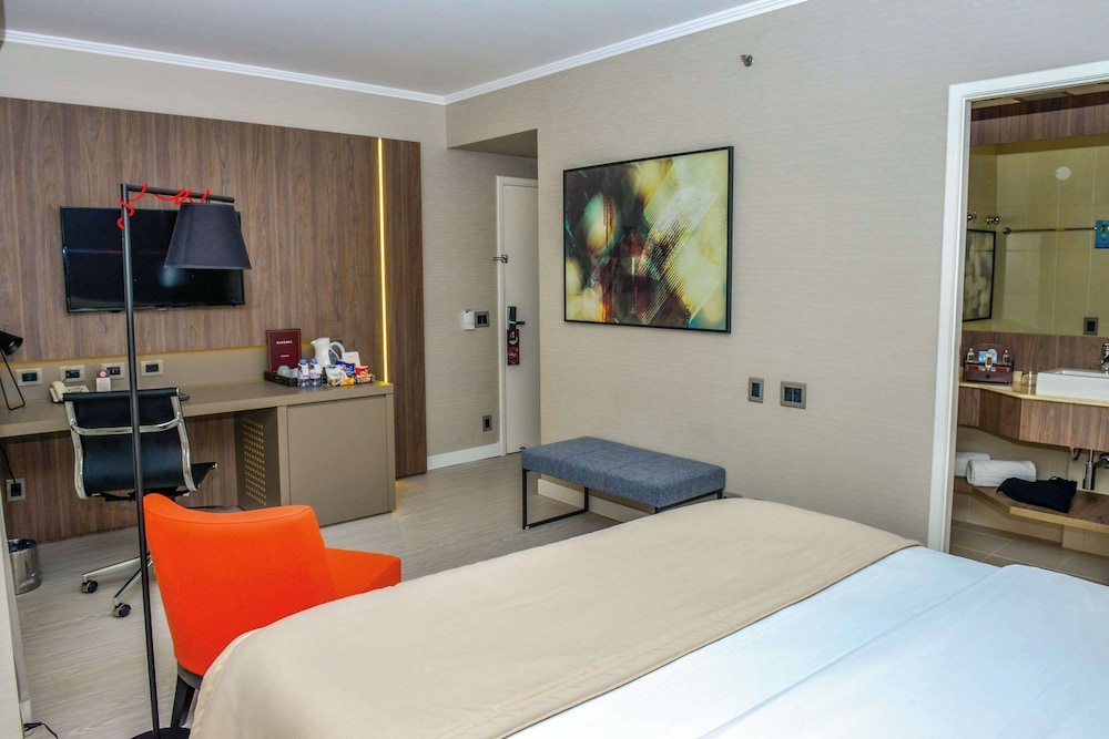Deluxe Double Room, 1 Queen Bed - Photo 6