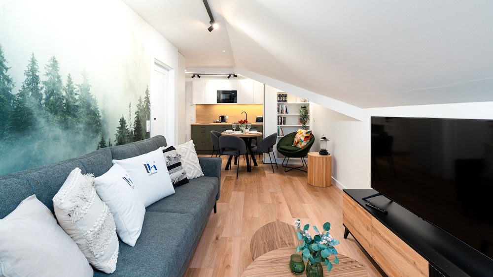 Apartment (308) photo 1