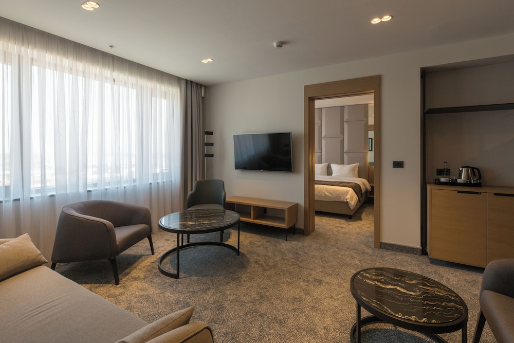 Apartment - Photo 3