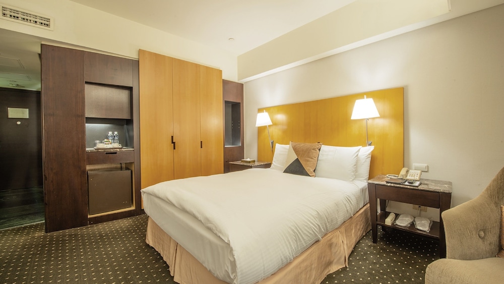 Standard Double Room - Photo 2