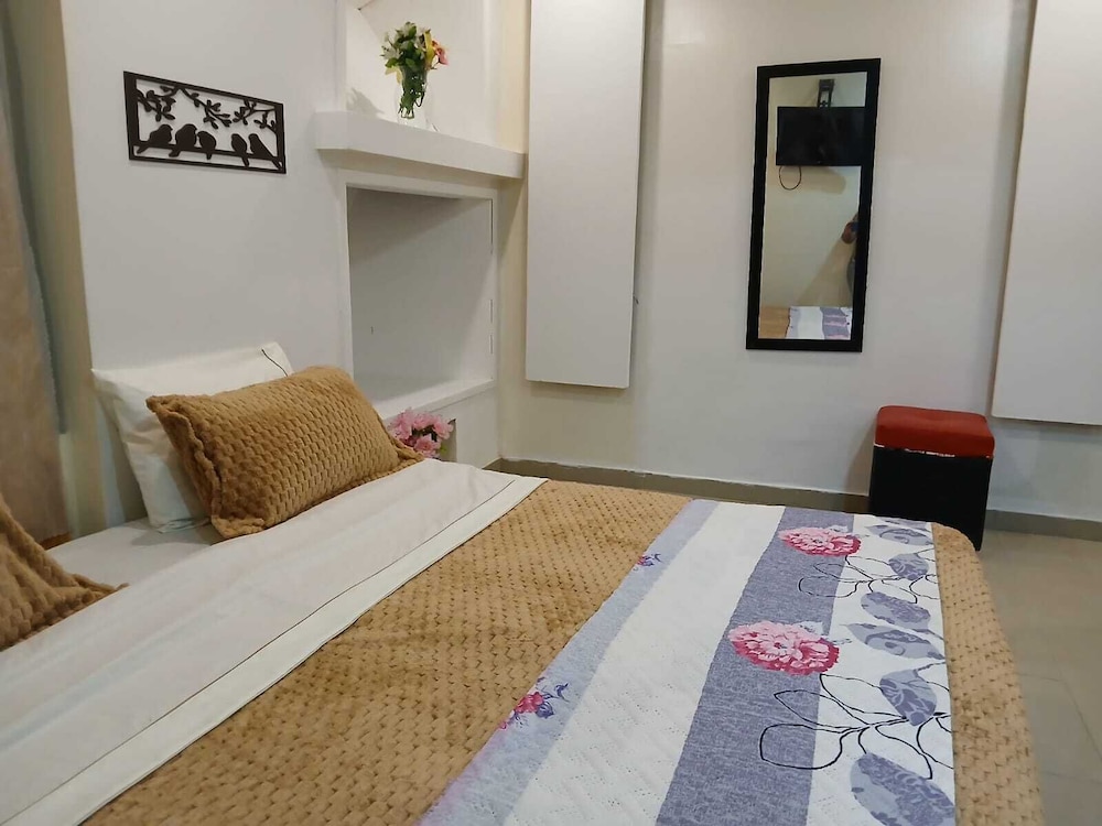 Senior Room