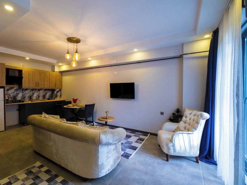 Deluxe Duplex
