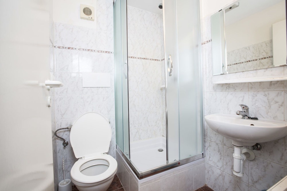Quadruple Room, Ensuite (Extra bed) photo 2