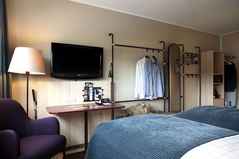 Superior Room (Queen, Extra) - Photo 3