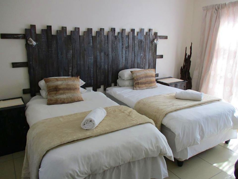 Topaz Room photo 1