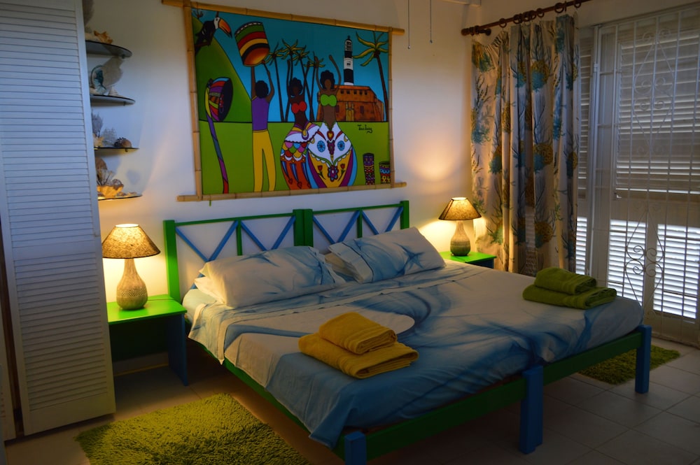 Classic Apartment, 1 Bedroom, Kitchen, Garden Area photo 1