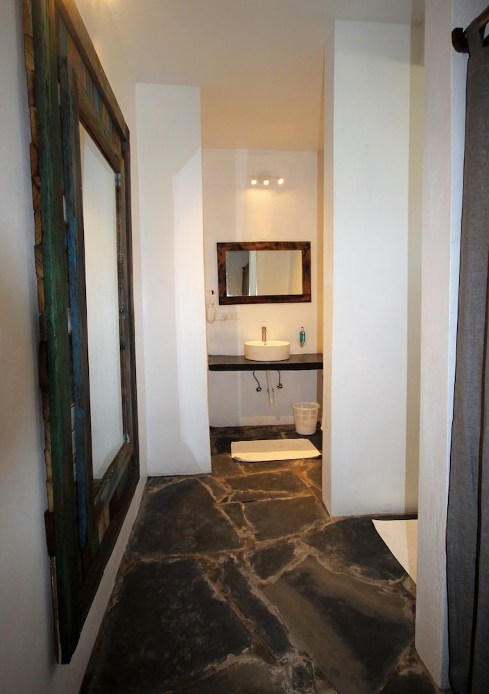 Standard Room photo 2