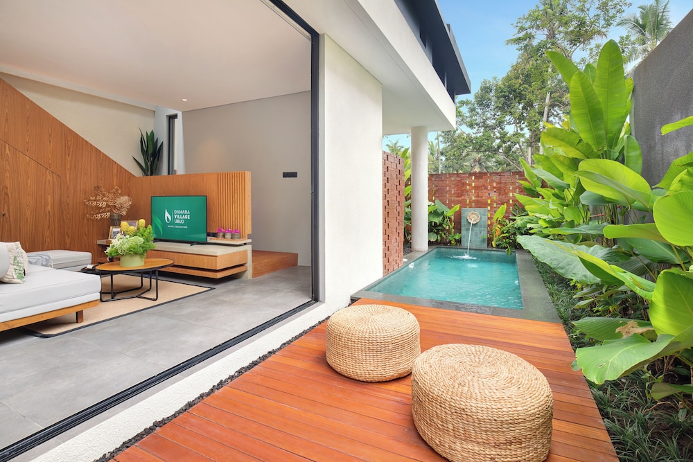 Damita - Two Bedroom Residence - Photo 5