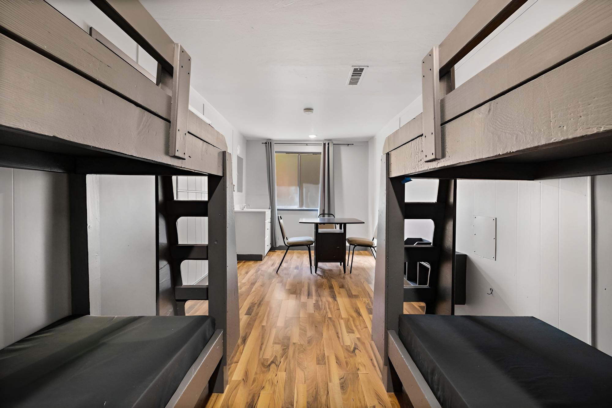 Family Quadruple Room photo 3